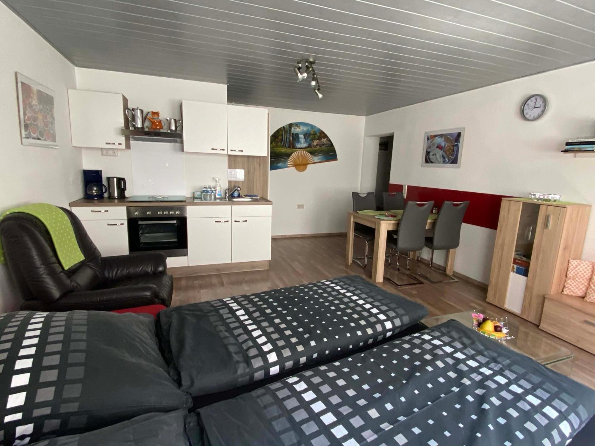 Ferienwohnung Alte B3 ริงส์ไฮม์ ภายนอก รูปภาพ